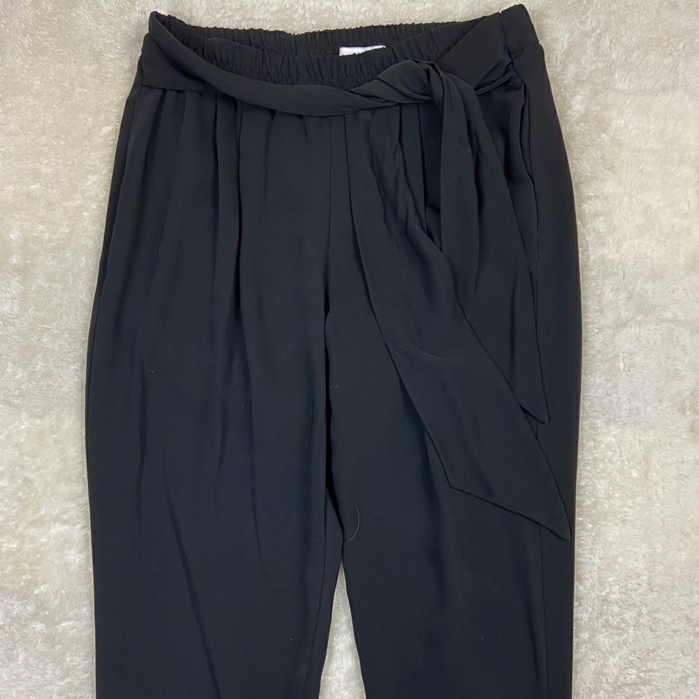 Ro & De Knot Front Pants - Picture 4 of 7